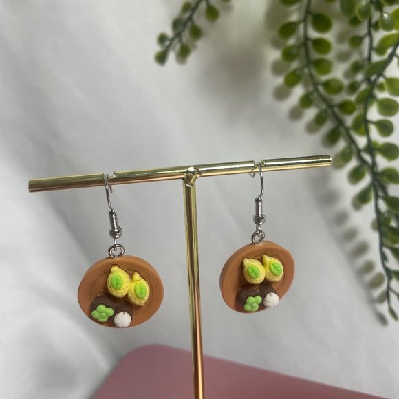 ❤️ FREE Fruit Plate Charcuterie Food Snack Art Pop Artsy Graphic Farm Earrings - Picture 3 of 6